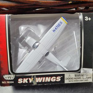 Motor Max Sky Wings Cessna 172